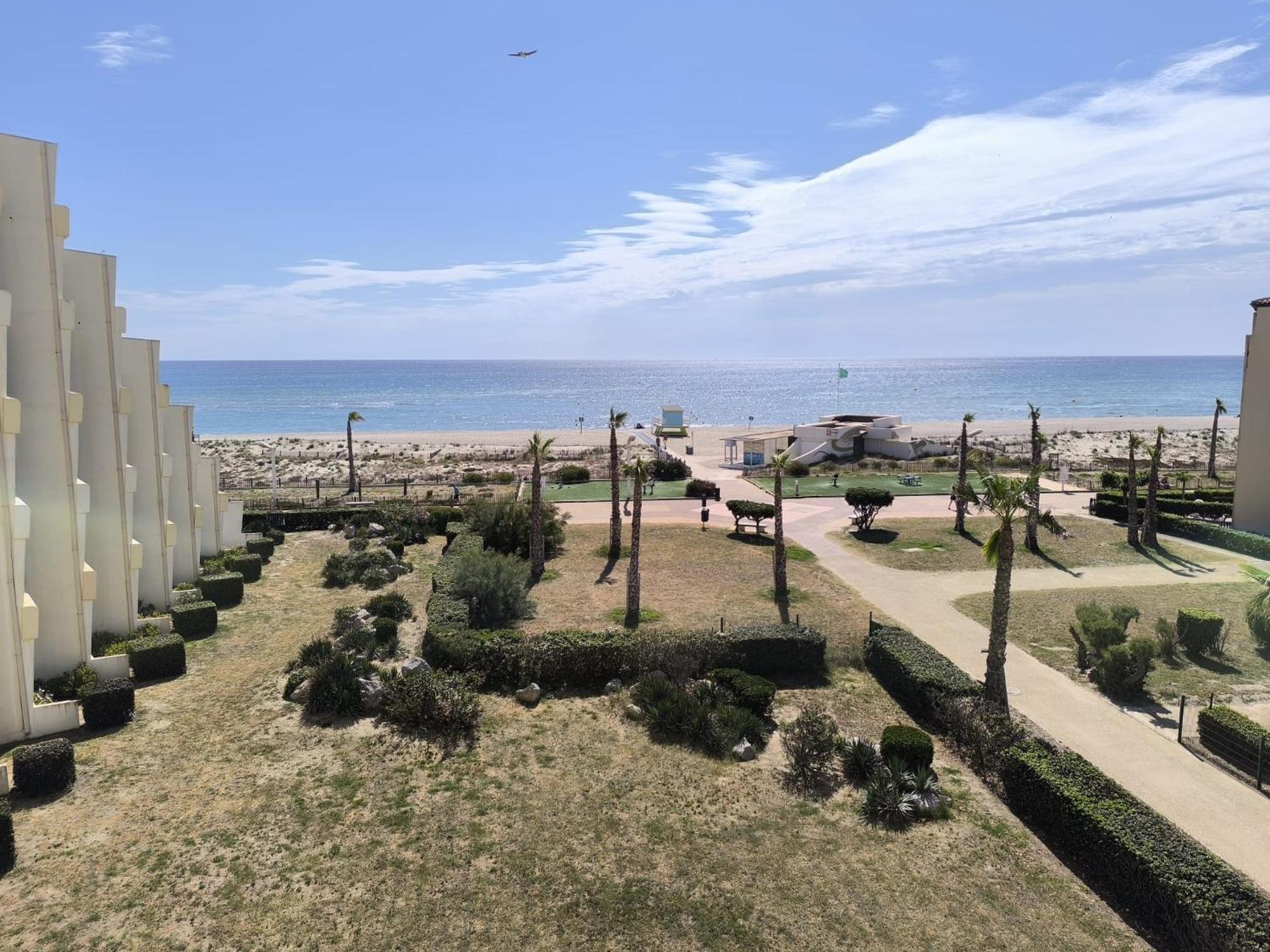 Appartement Entierement Renove En Bord De Mer Avec Vue Imprenable Et Parking Prive Le Barcarès Kültér fotó
